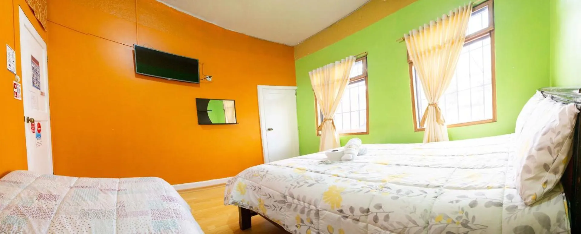Whipala Hostal Quito
